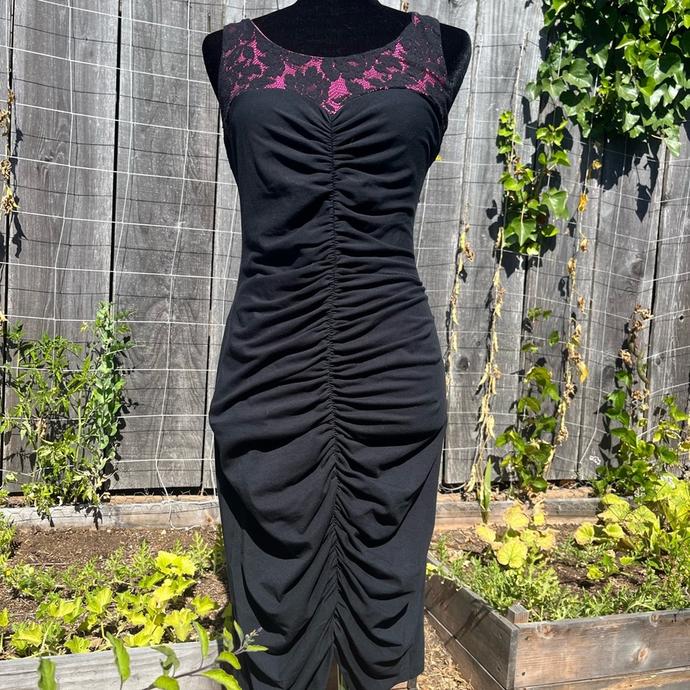 Vintage betsy johnson dress, late 90’s. Black with pink detail. Size M